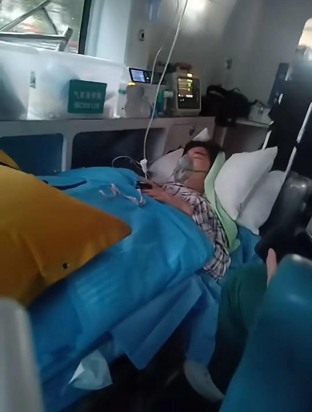 罗奇代尔发生车祸，6岁女孩被路虎揽胜撞到，在医院死亡